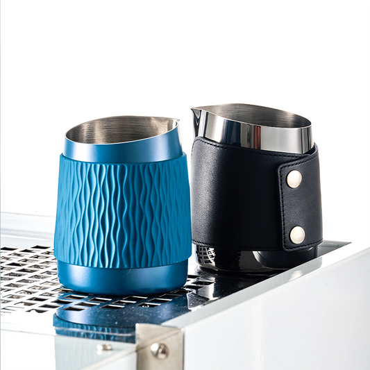 #06 Round Spout Pitcher - Handleless