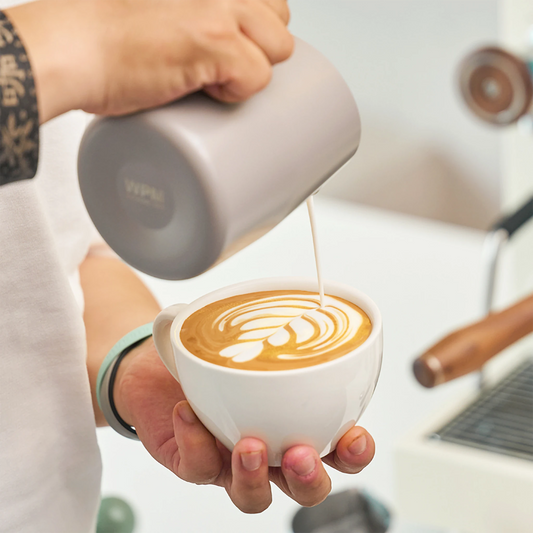 #09 Wide Spout Pitcher