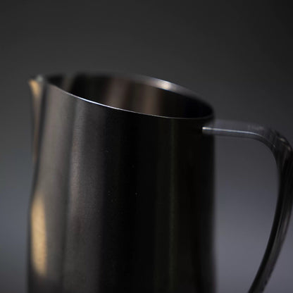 #06 Round Spout Pitcher - Ludaoqiang